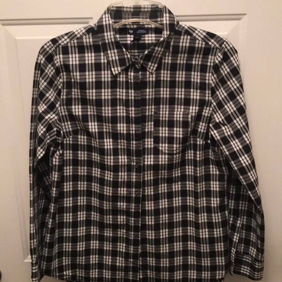 Shirt - Picture 1 of 3